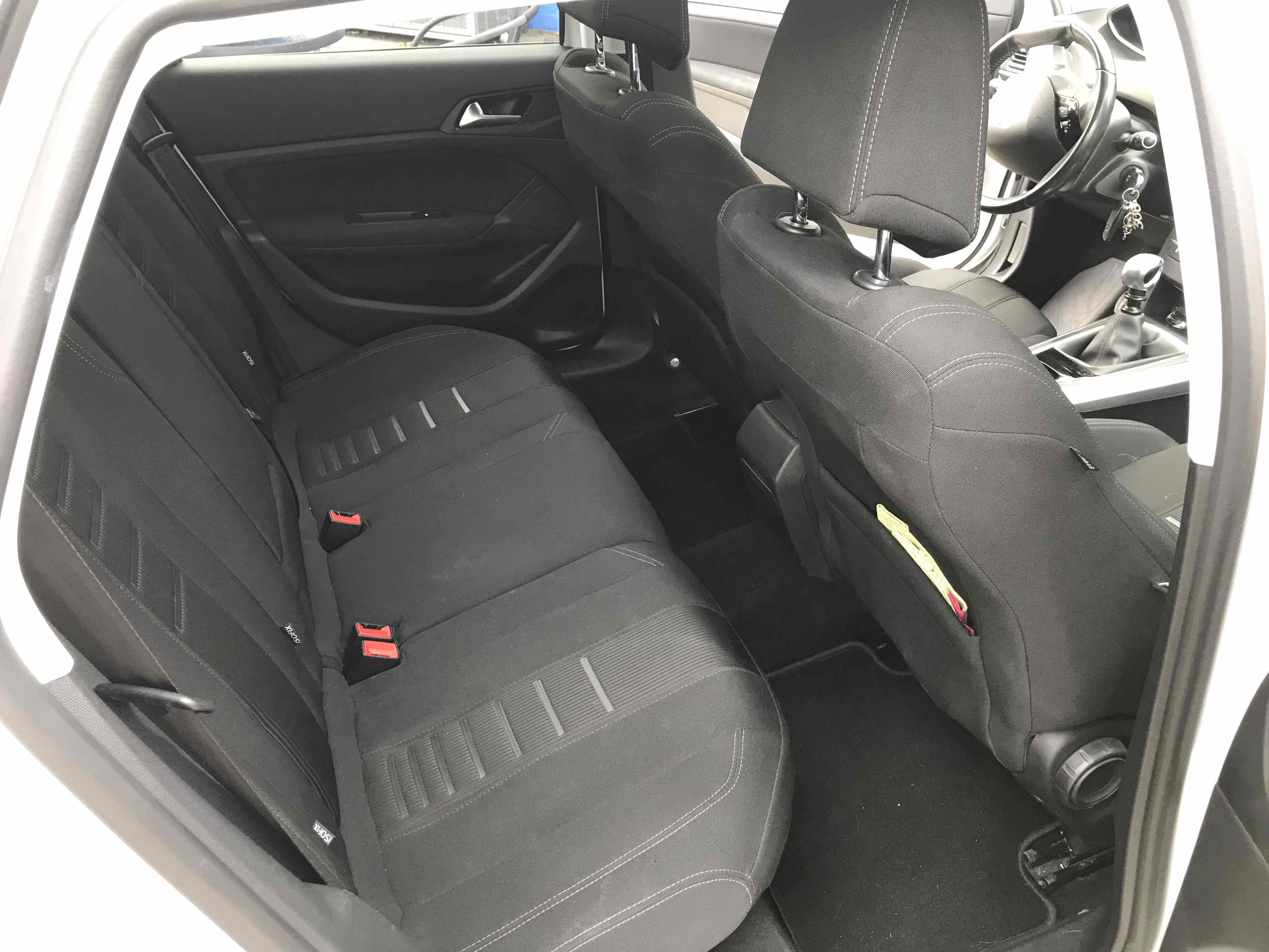 Hvid Peugeot 308 fra 2014