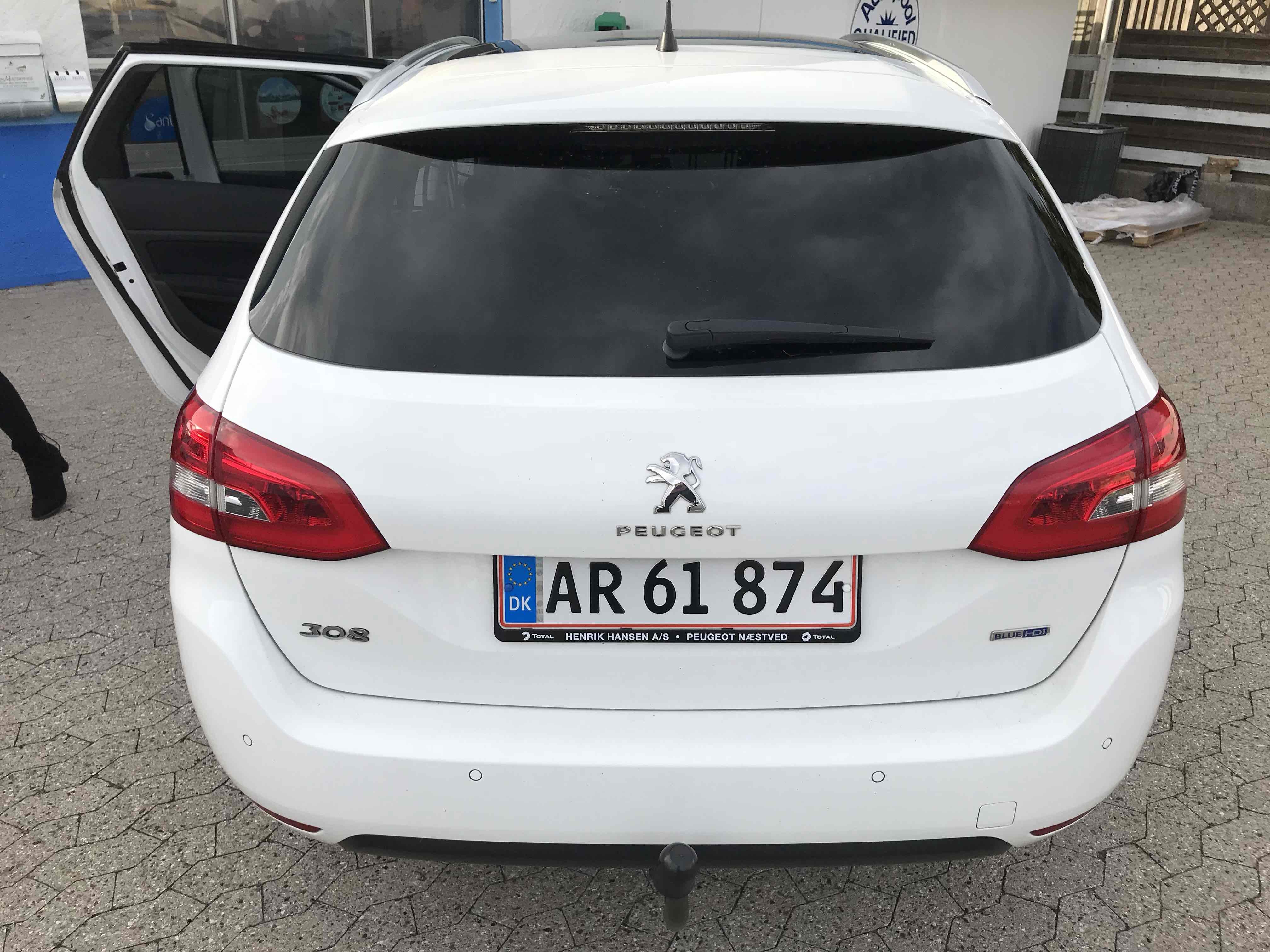Hvid Peugeot 308 fra 2014