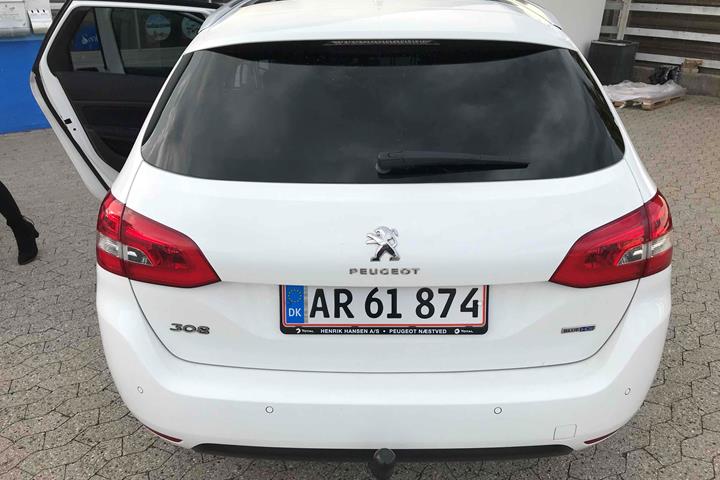 Hvid Peugeot 308 fra 2014