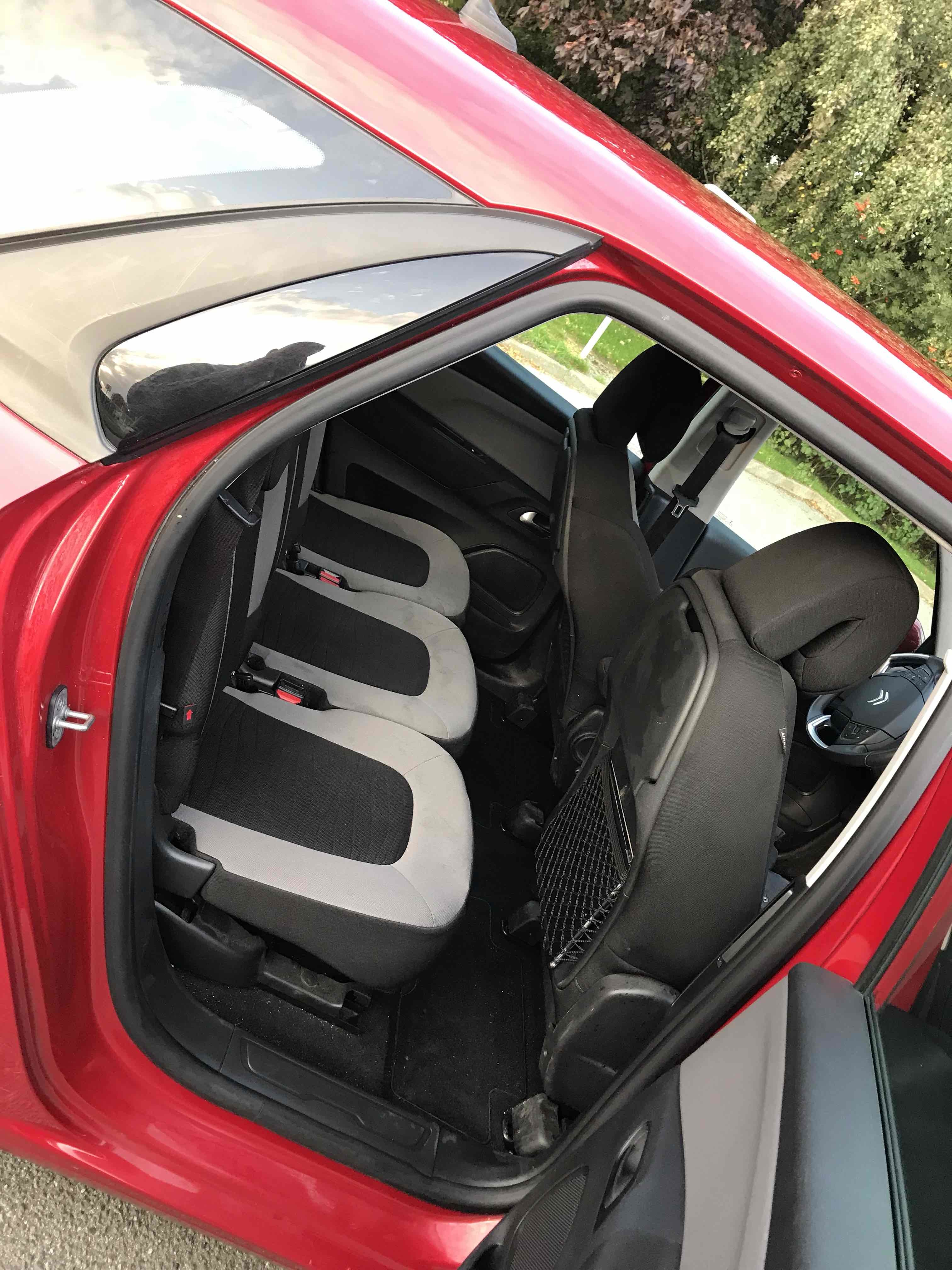 Rød Citroën C4 Picasso fra 2013