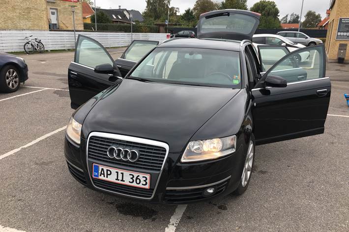 Sort Audi A6 fra 2006