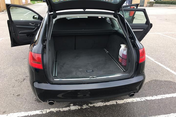 Sort Audi A6 fra 2006
