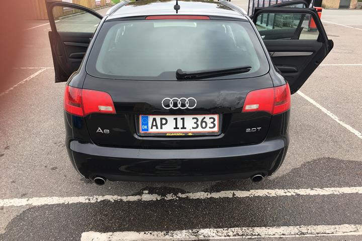 Sort Audi A6 fra 2006