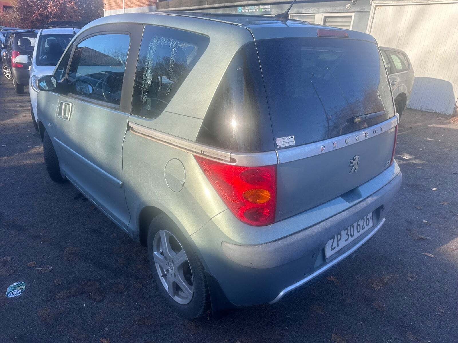 Peugeot 1007 1,6 Sporty 2-tr.