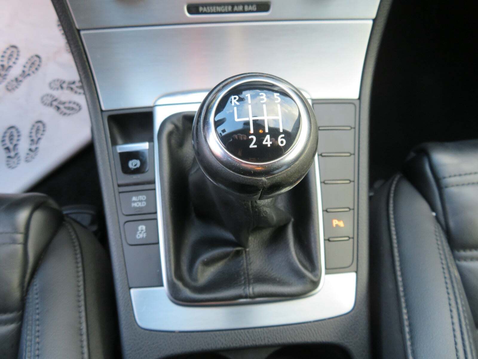 Sort VW Passat fra 2011