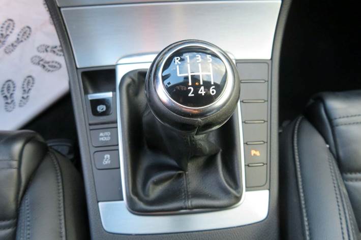 Sort VW Passat fra 2011