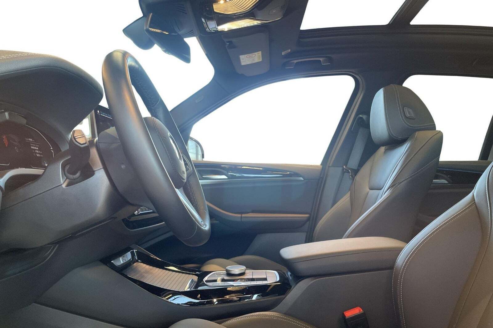 BMW iX3 Charged M-Sport