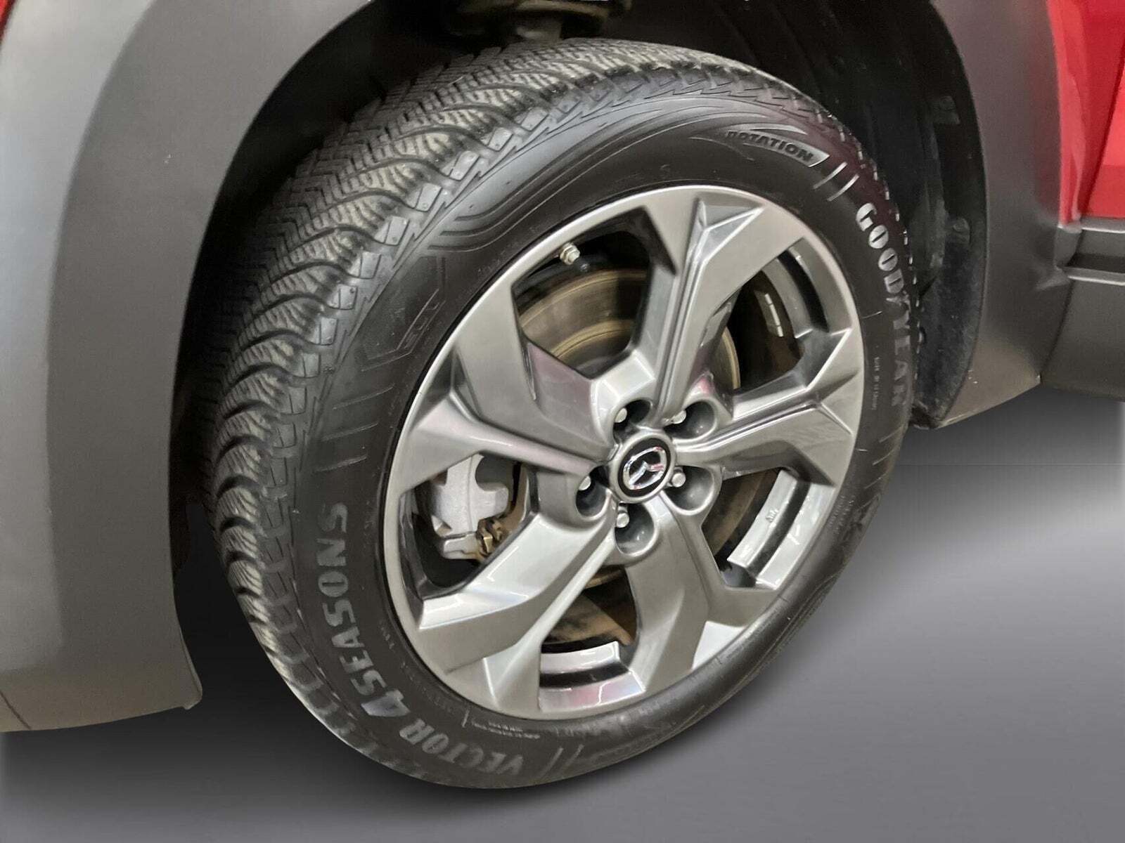 Rød Mazda MX-30 fra 2022