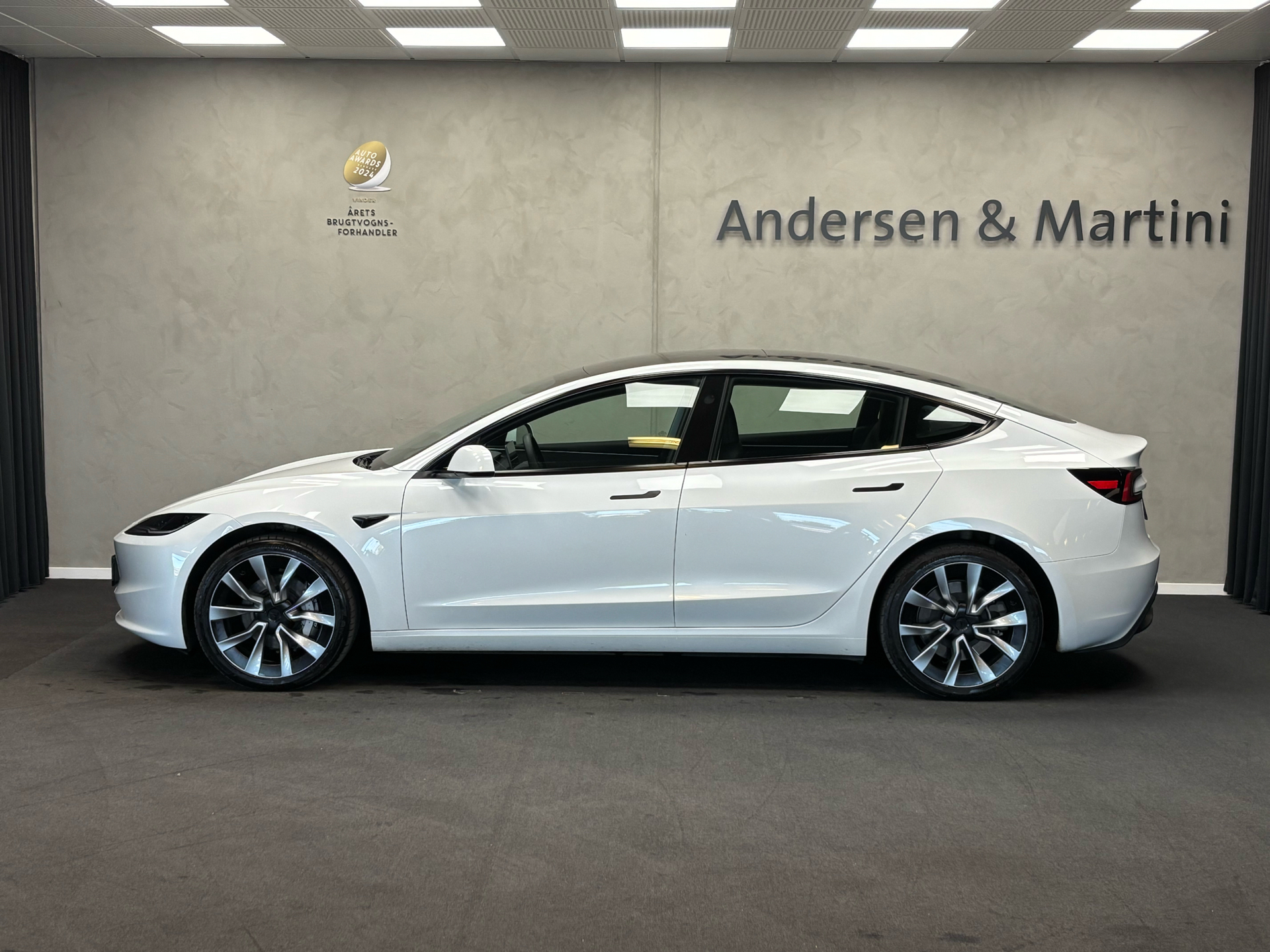 Tesla Model 3 EL 283HK Aut.