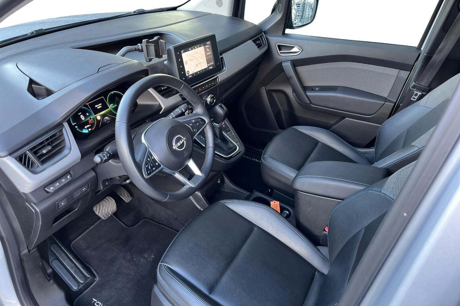 Nissan Townstar 45 Combi N-Connecta L1H1