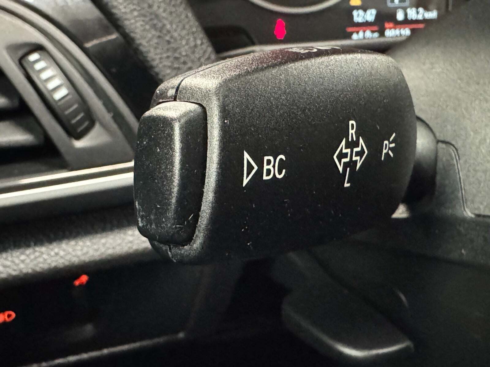 Hvid BMW 118d fra 2017