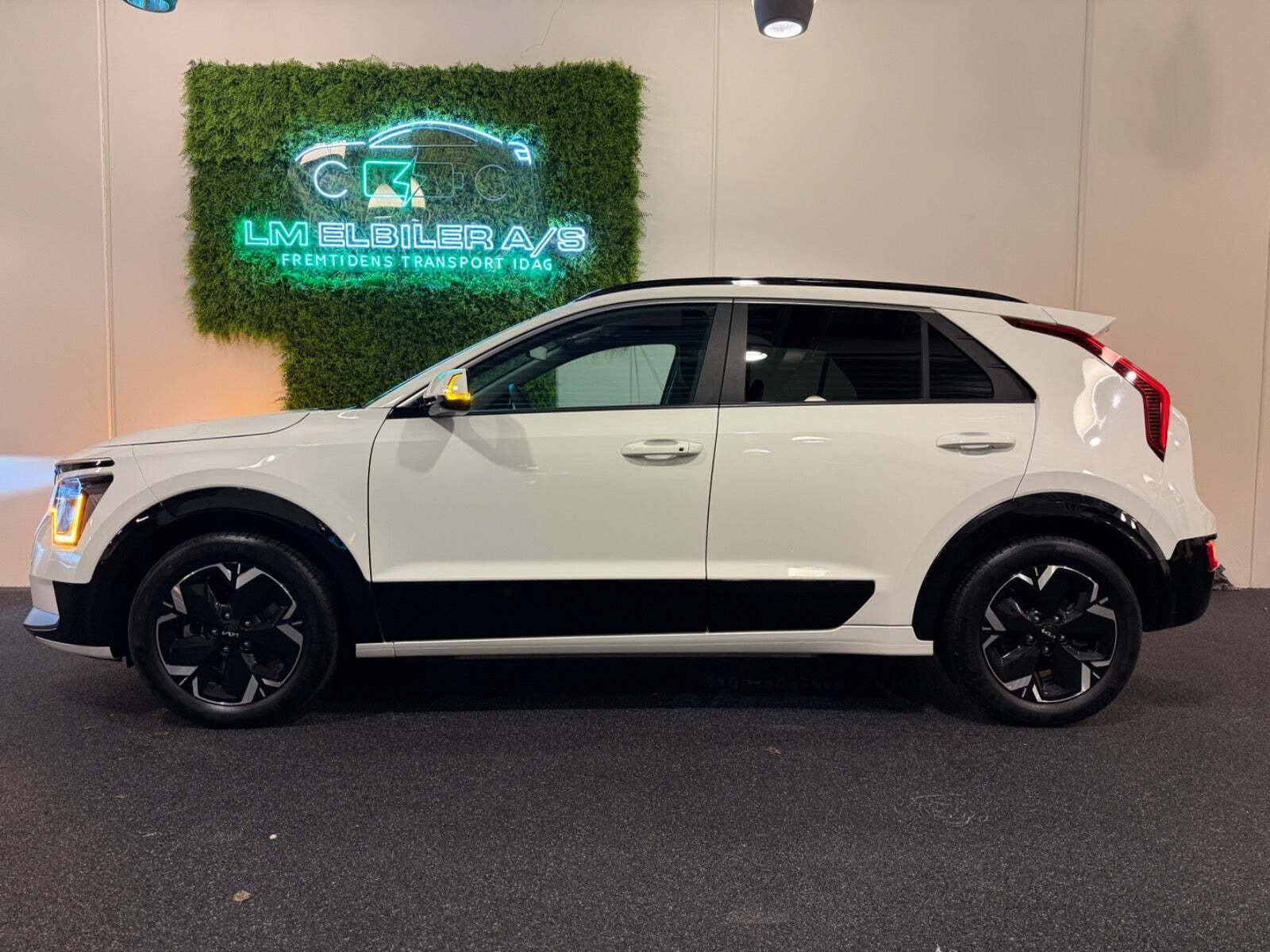 Hvid Kia Niro fra 2024