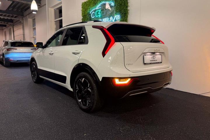 Hvid Kia Niro fra 2024
