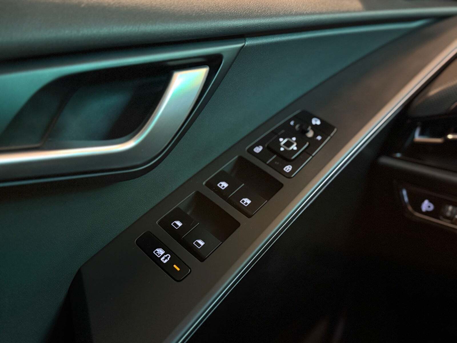 Hvid Kia Niro fra 2024