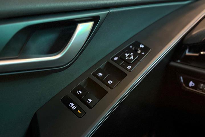Hvid Kia Niro fra 2024