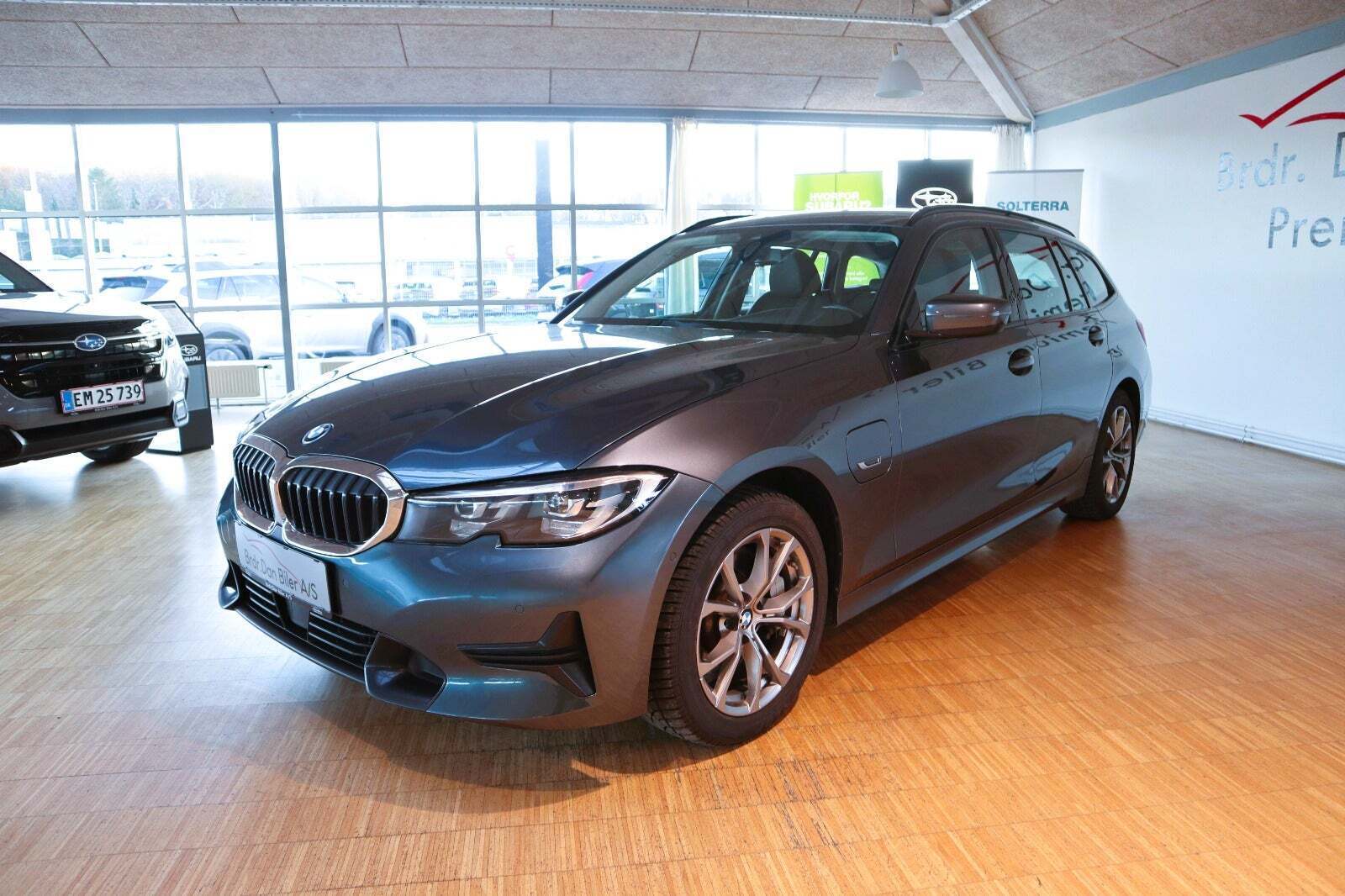 BMW 330e 2,0 Touring Sport Line aut.