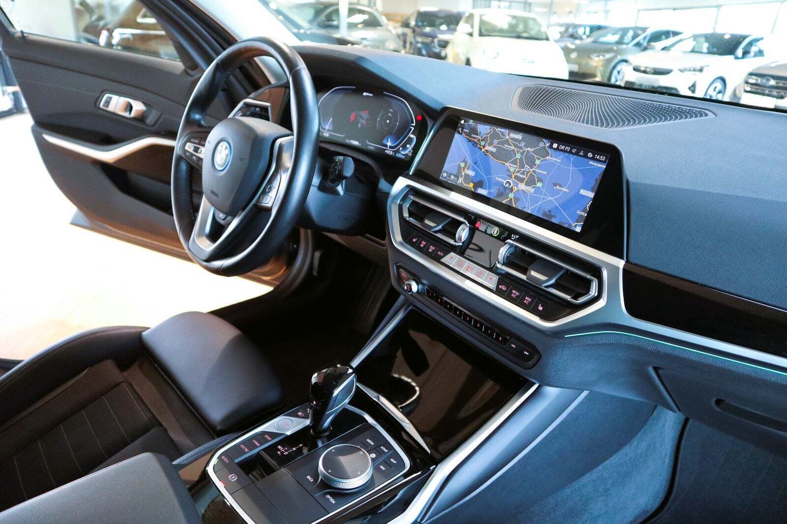 BMW 330e Touring Steptronic, 292hk, 2022