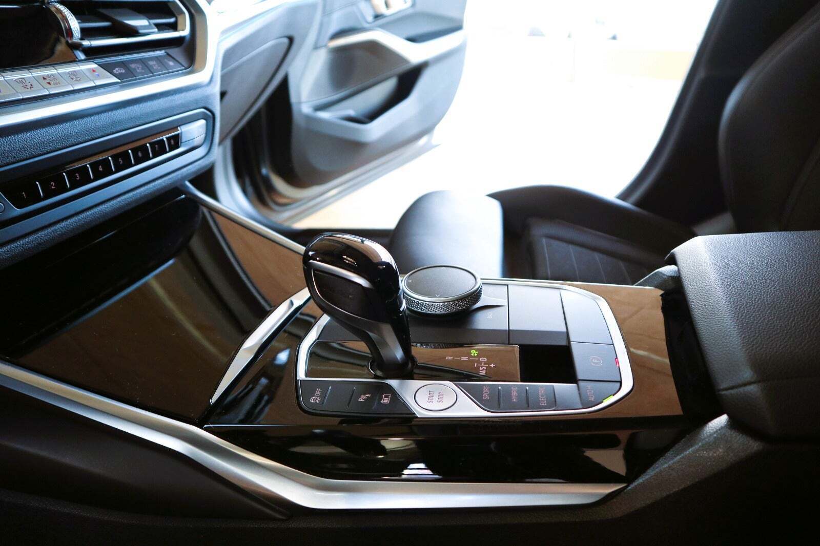 BMW 330e Touring Steptronic, 292hk, 2022