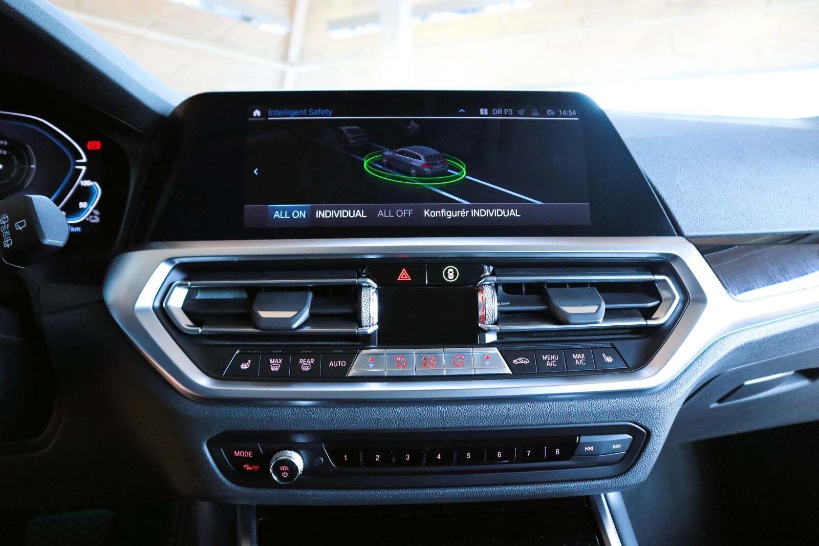 BMW 330e Touring Steptronic, 292hk, 2022