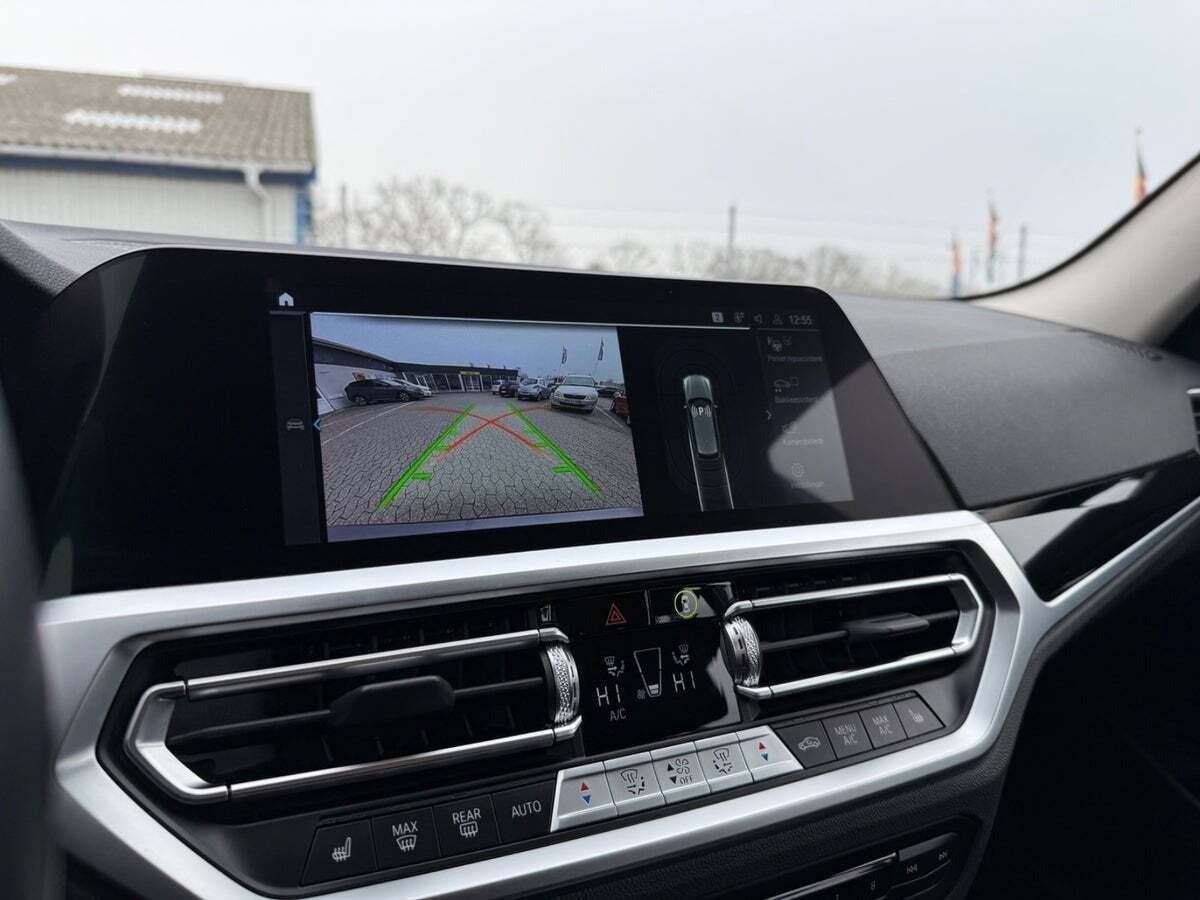 BMW 330e Touring Steptronic, 292hk, 2022
