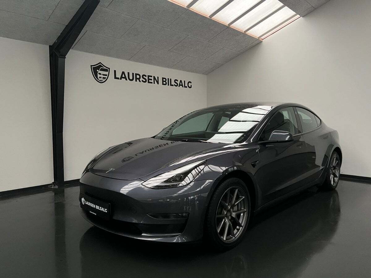Tesla Model 3 Long Range AWD