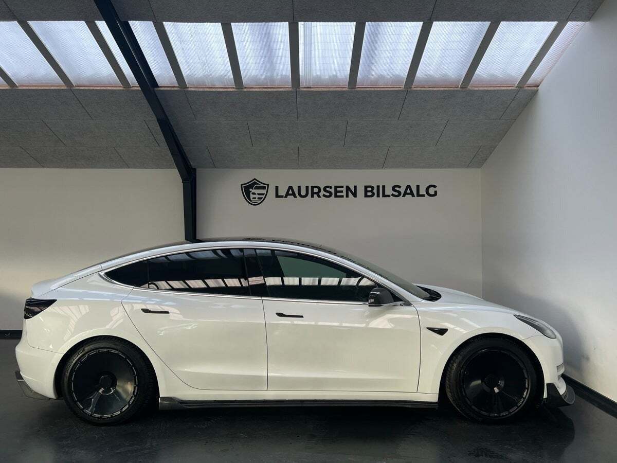 Tesla Model 3 Standard Range+ RWD