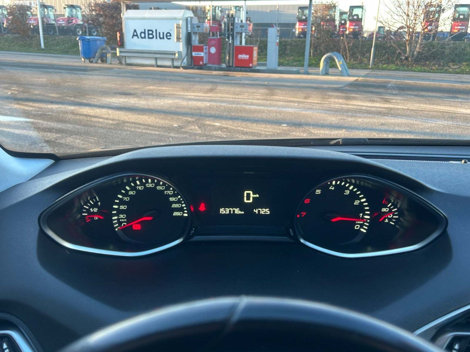 Sort Peugeot 308 fra 2016