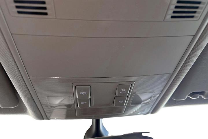 Sort VW Touran fra 2018