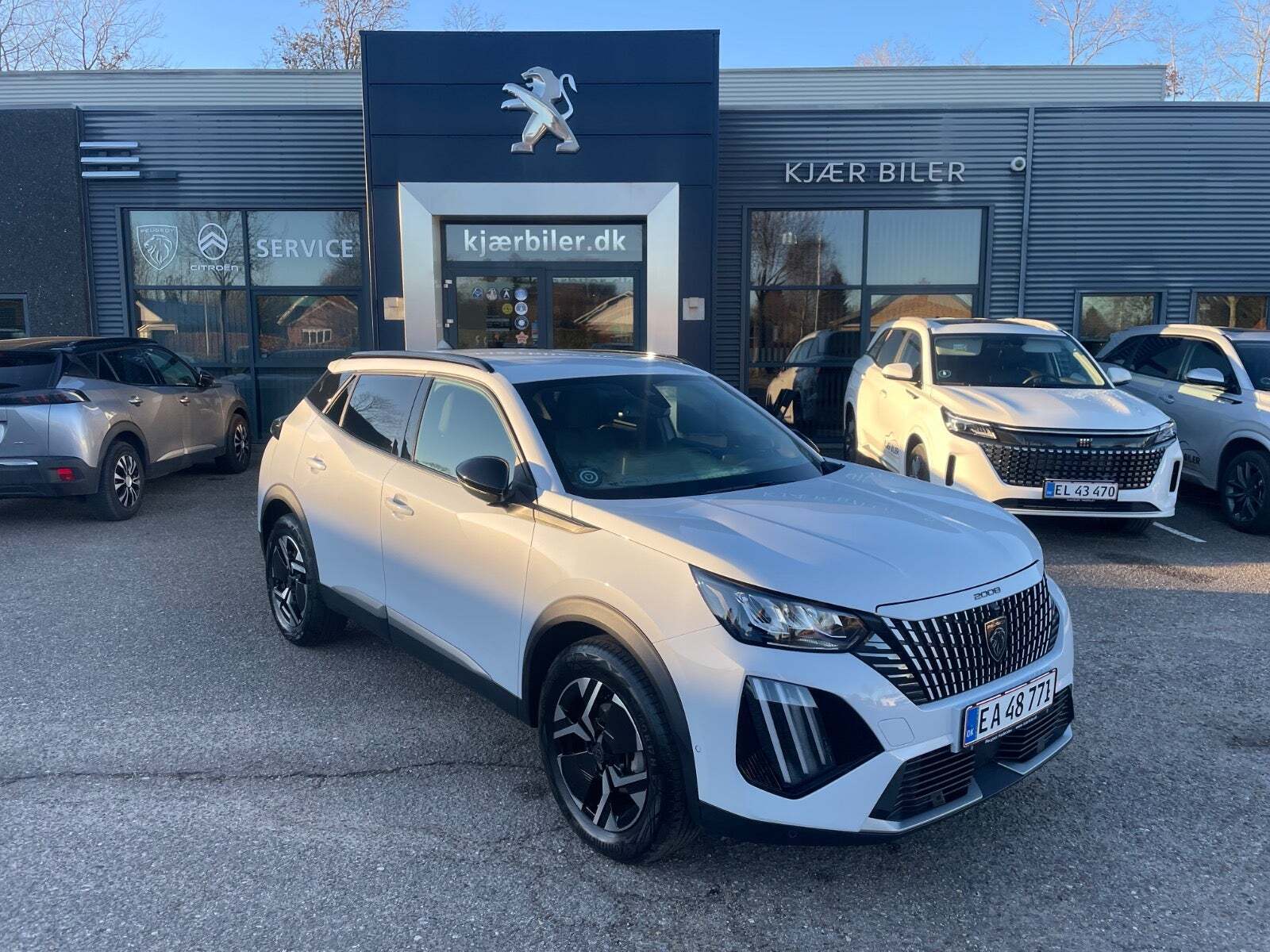 Peugeot 2008 1,2 PureTech 130 Allure EAT8