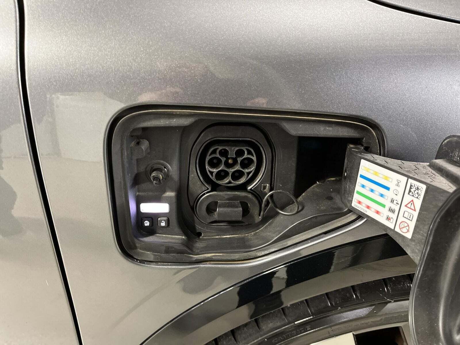 Grå Renault Megane E-Tech fra 2022