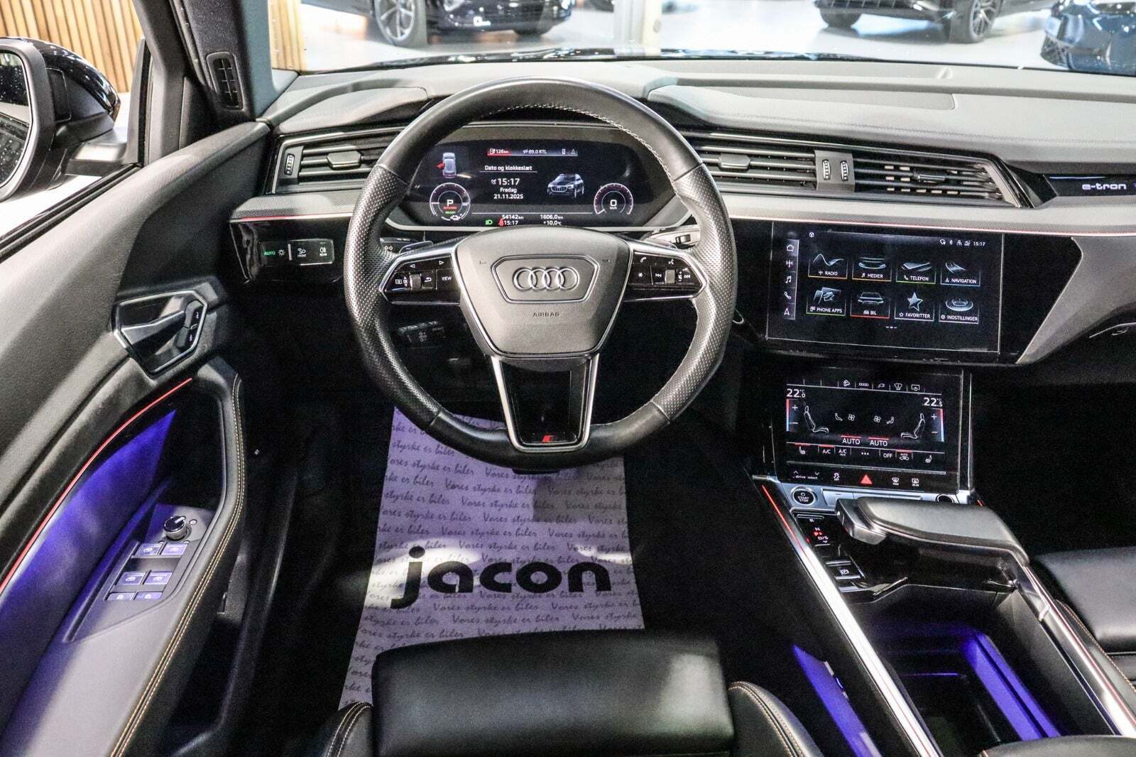 Sort Audi e-tron fra 2022