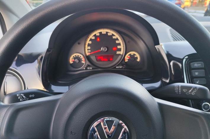 Blå VW UP! fra 2013