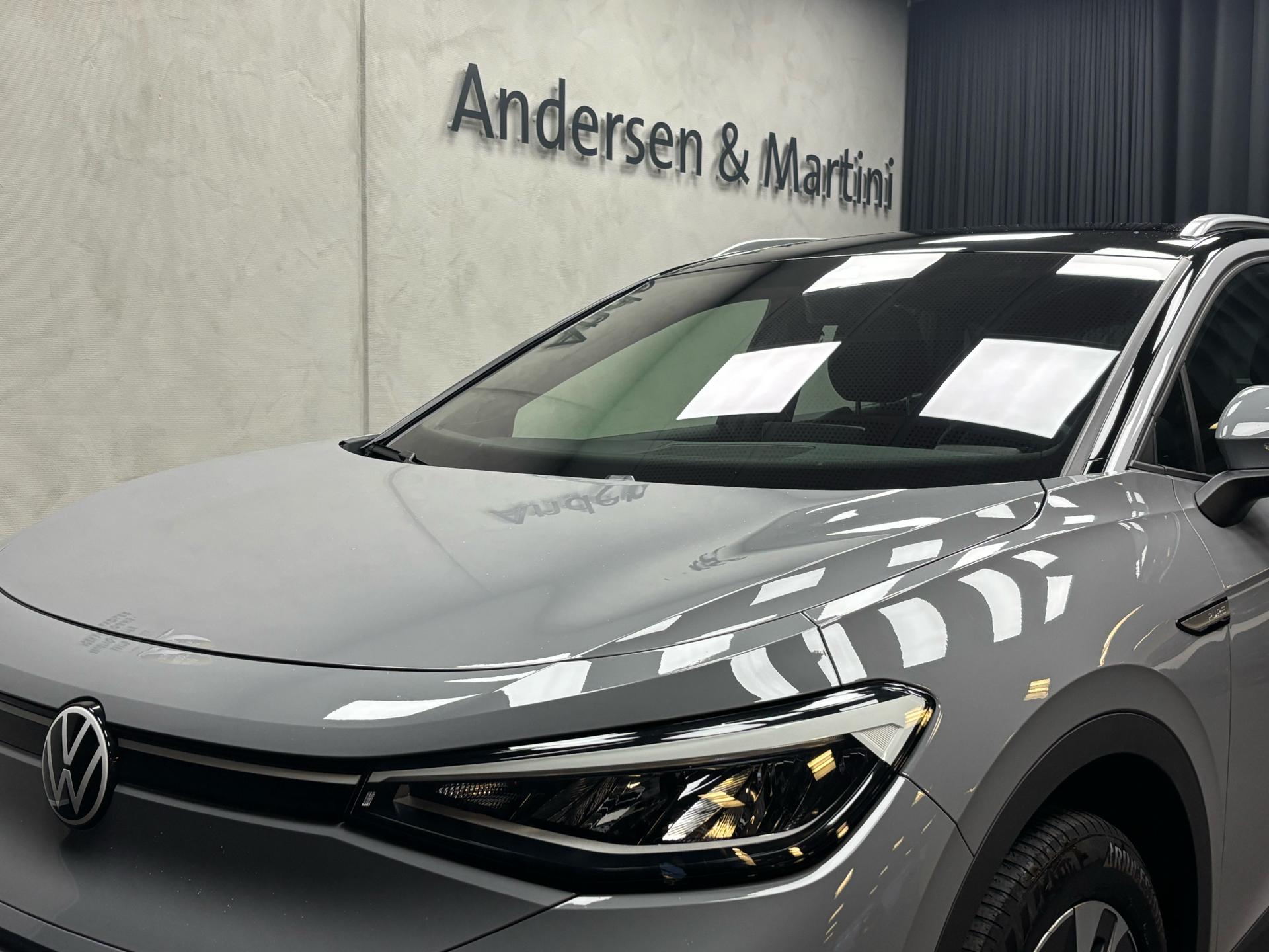 Grå VW ID.4 fra 2023