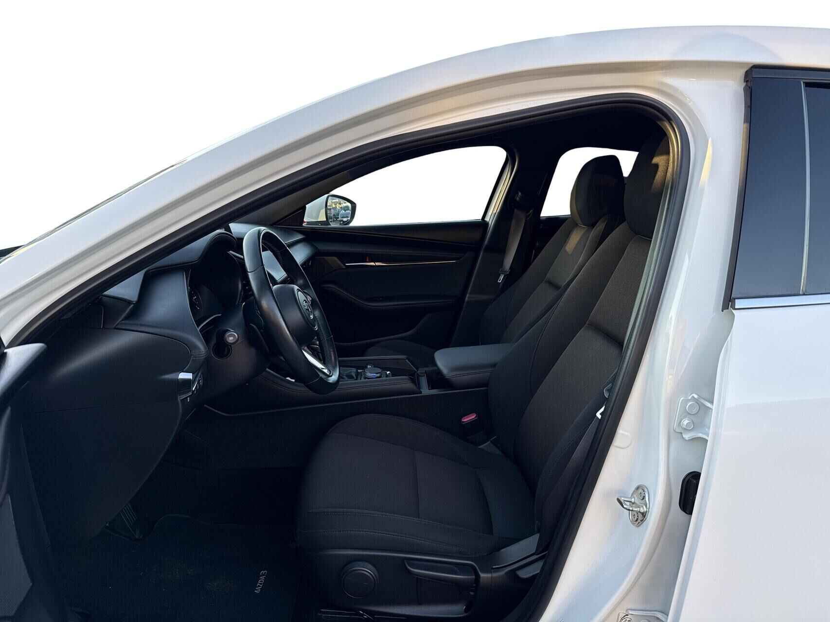 Mazda 3 2,0 Skyactiv-X  Mild hybrid Sky 180HK 5d 6g Aut.