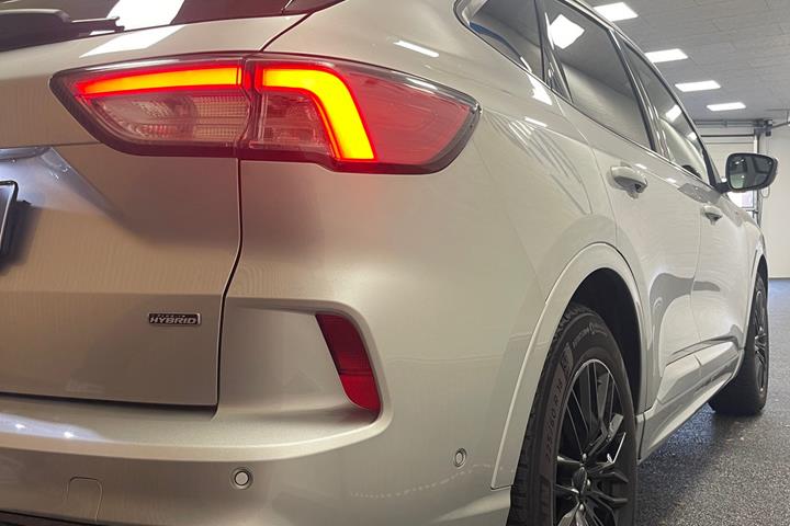 Sølv Ford Kuga fra 2020