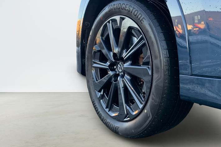 Blå Mazda CX-60 fra 2022