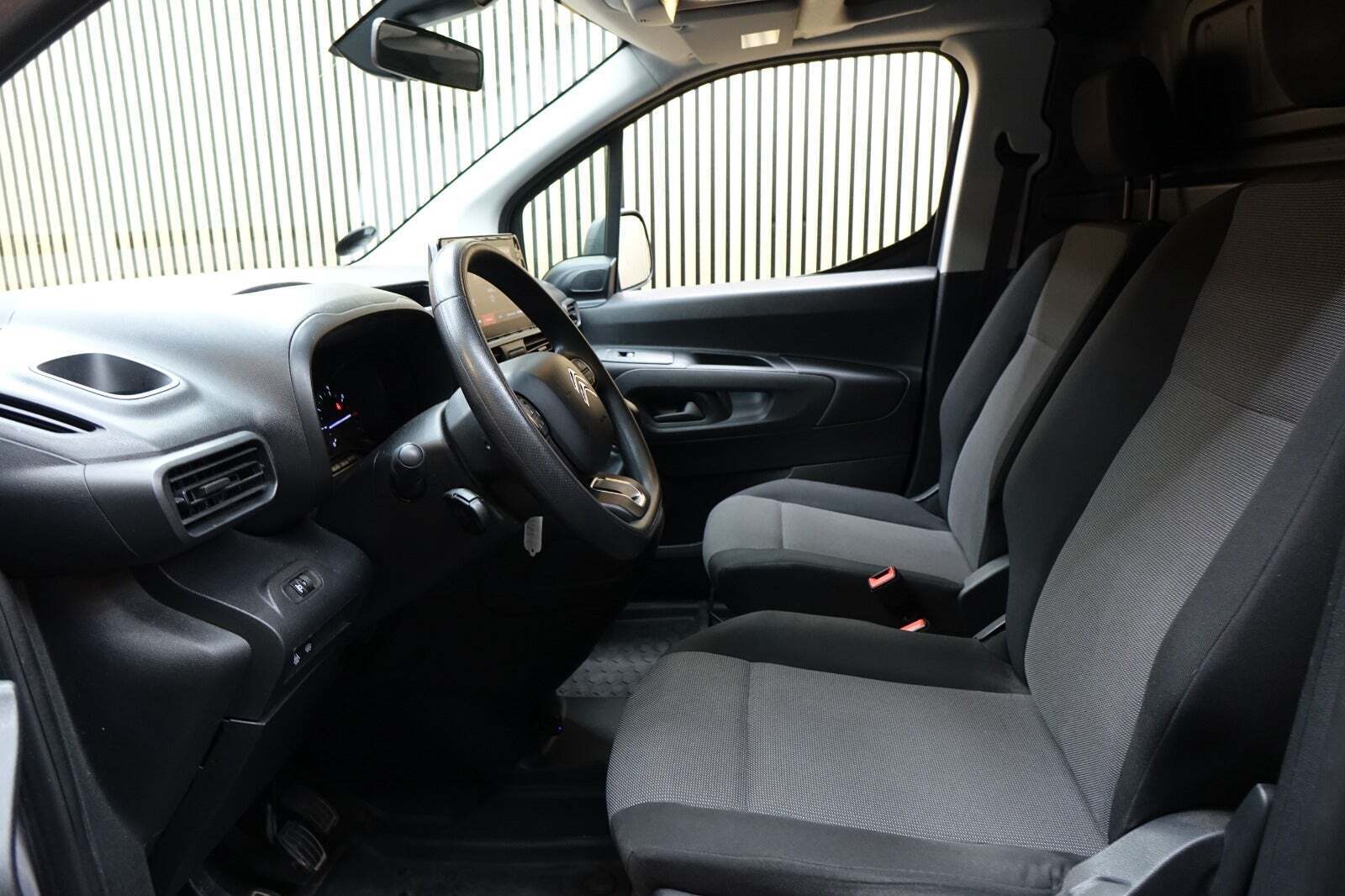 Citroën Berlingo 1,5 BlueHDi 100 L1 ProffLine Van