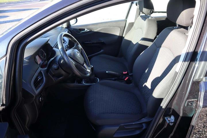 Sort Opel Corsa fra 2015