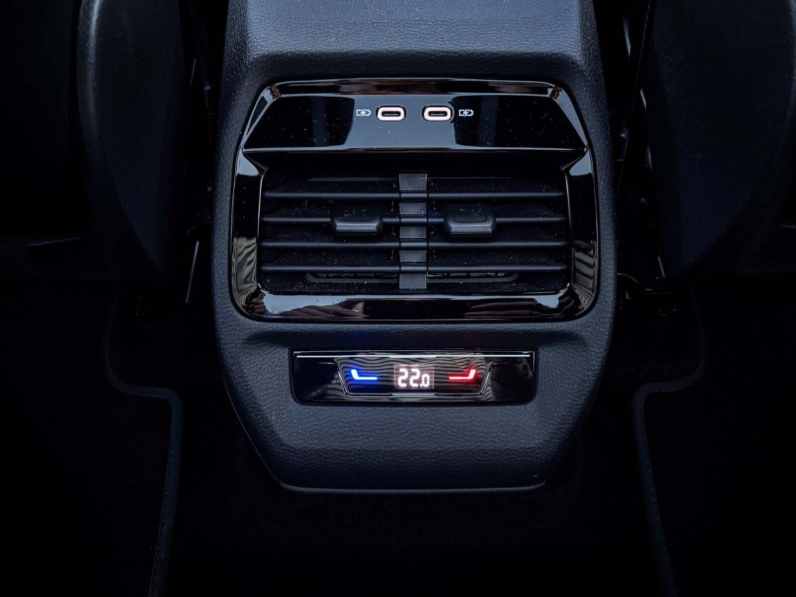 Hvid VW ID.4 fra 2025