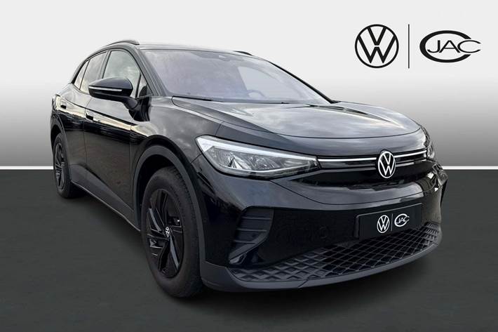 Sort VW ID.4 fra 2024 set udefra