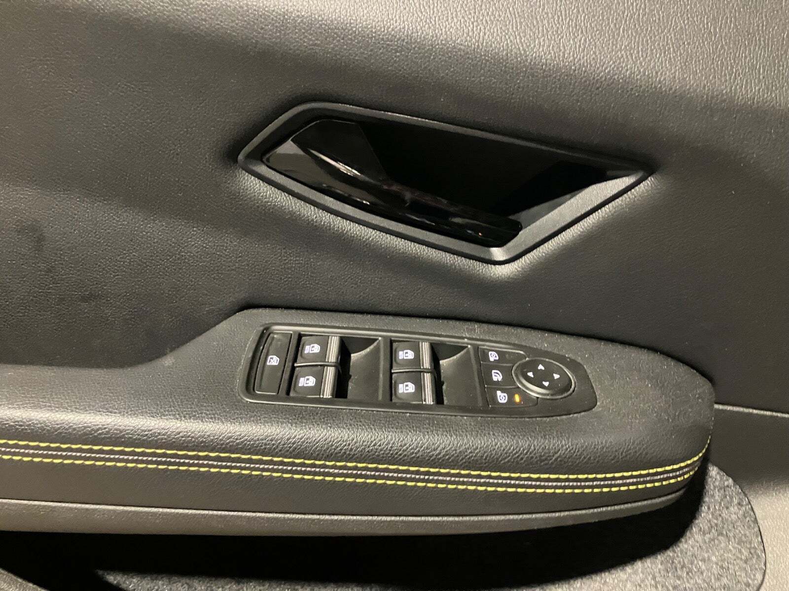 Sort Renault Megane E-Tech fra 2022