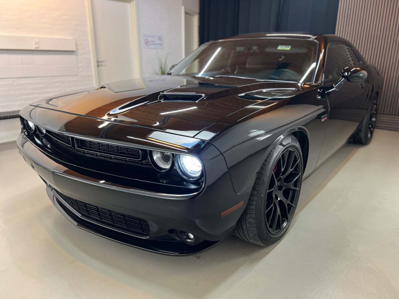 Dodge Challenger 5,7 Hemi aut.