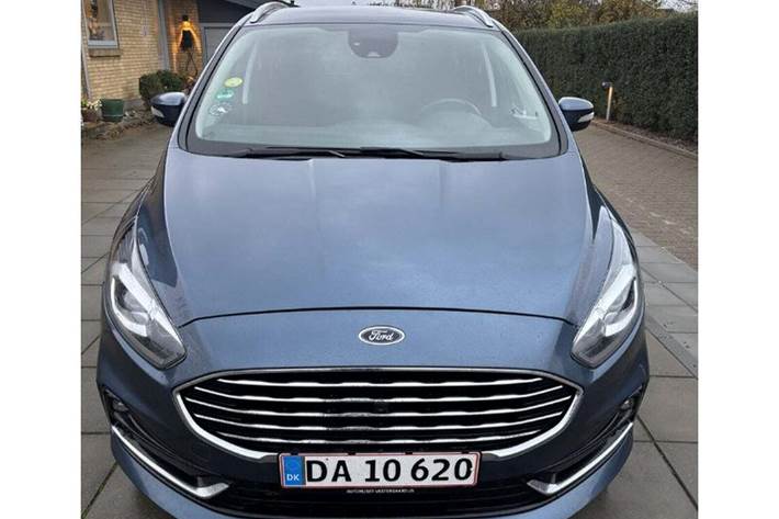 Blå Ford S-MAX fra 2020