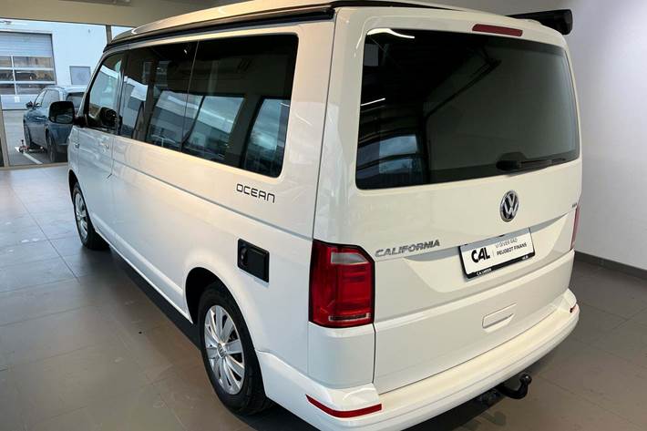 Hvid VW California fra 2018 set udefra