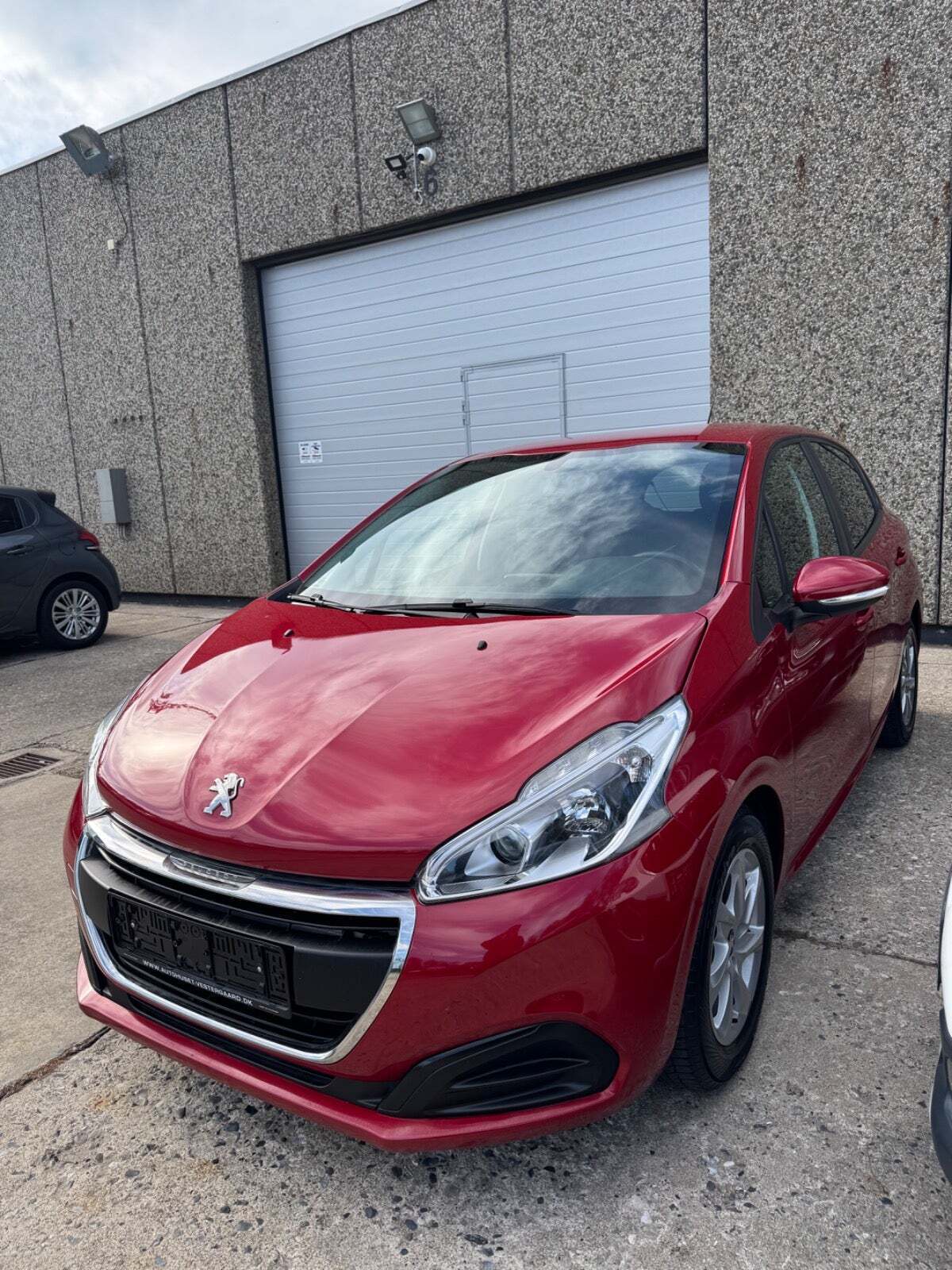 undefined Peugeot 208 fra 2017