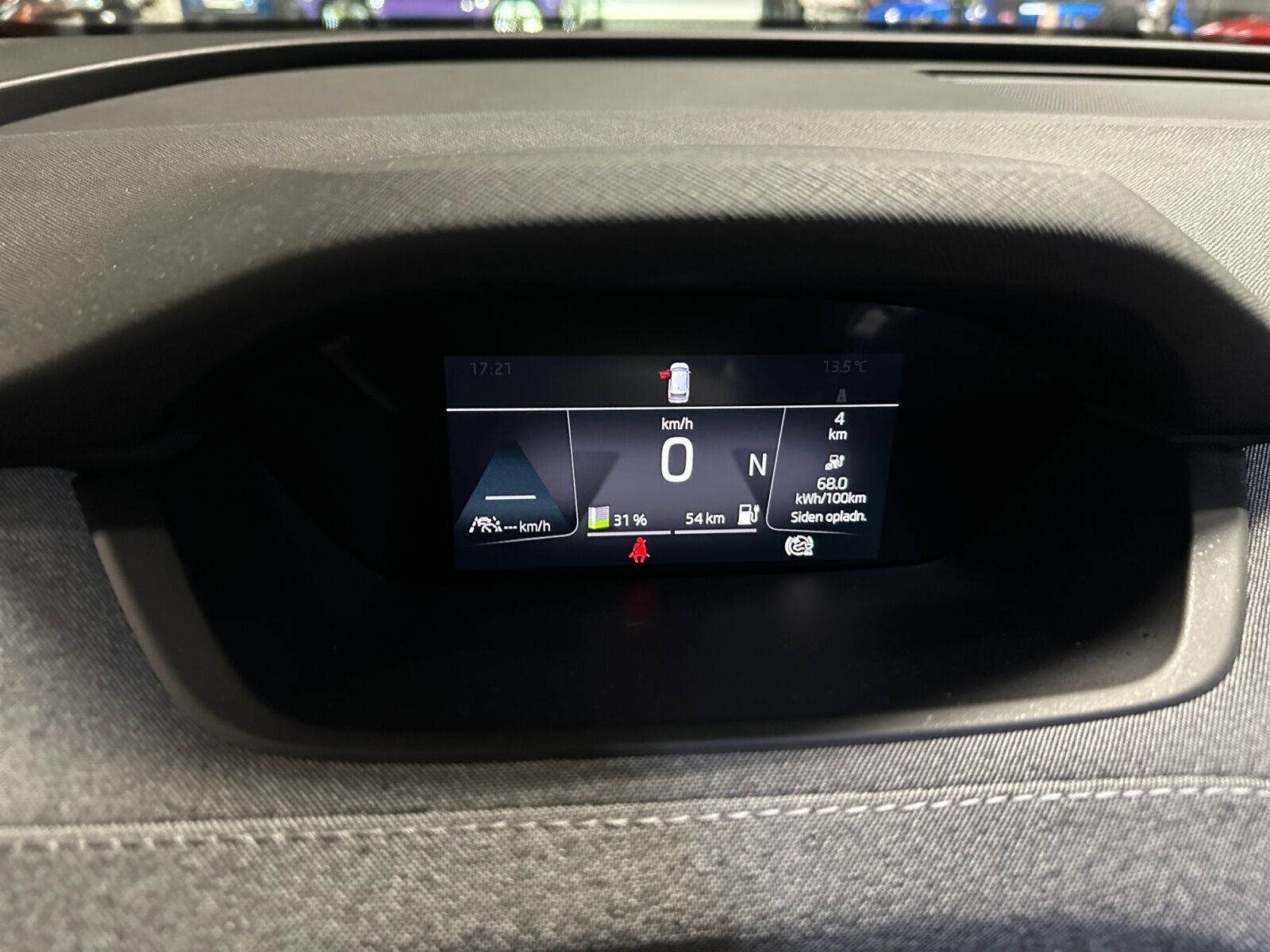 Sølv Skoda Enyaq fra 2021