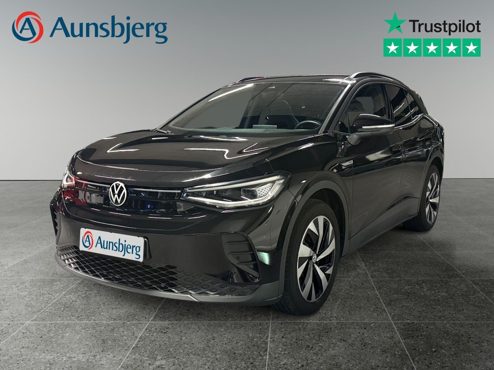 Sort VW ID.4 fra 2022 set udefra