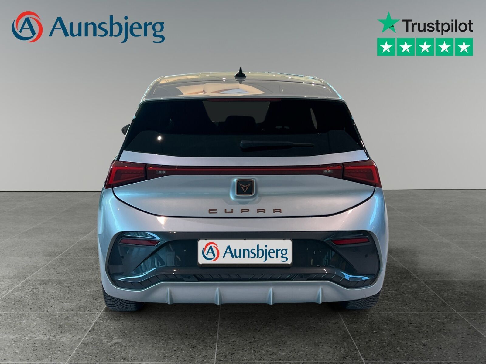 Sølv Cupra Born fra 2023