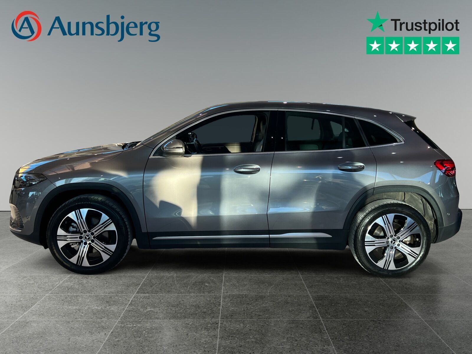 Mercedes EQA250+ Electric Art