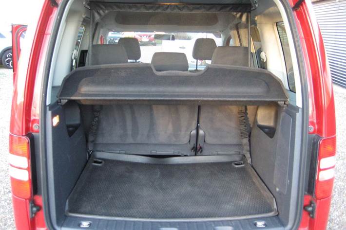 Rød VW Caddy fra 2013